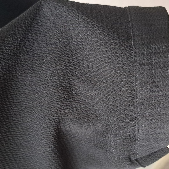 Covington Dressy Black Top With Shoulder Accents Size XLP - Picture 7 of 7